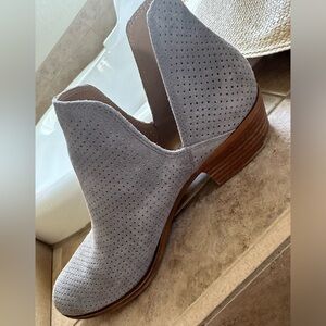 LUCKY boots- Women size 9.5